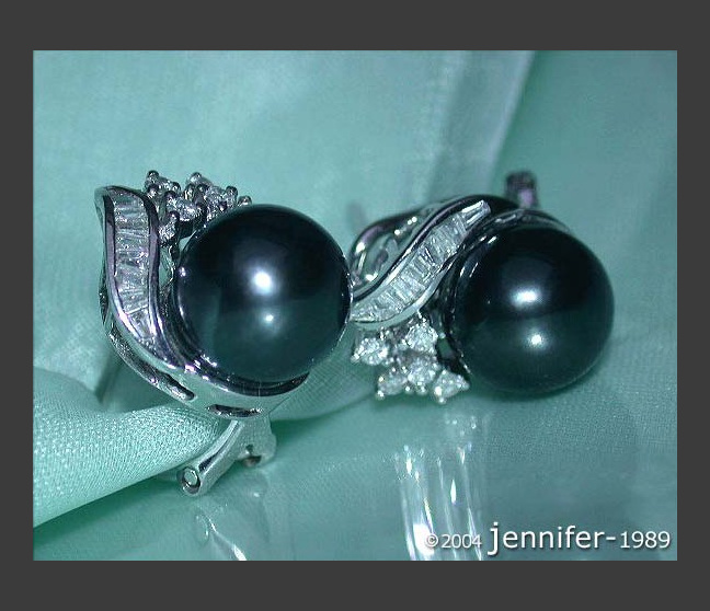 Tahitiperlen Ohrstecker mit Diamanten