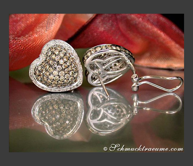 Herz Ohrstecker mit braunen Diamanten