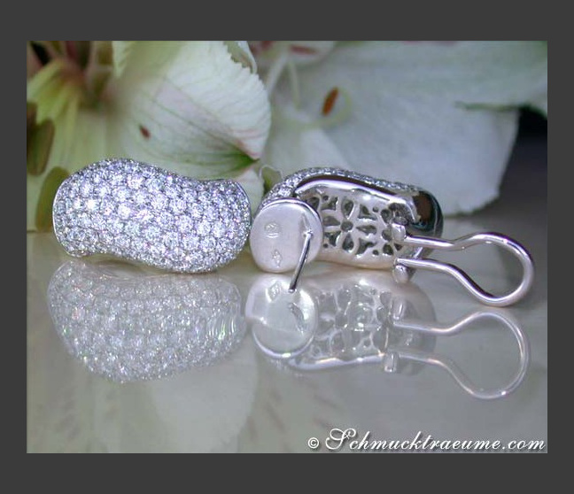 Geschwungene Diamanten Ohrstecker