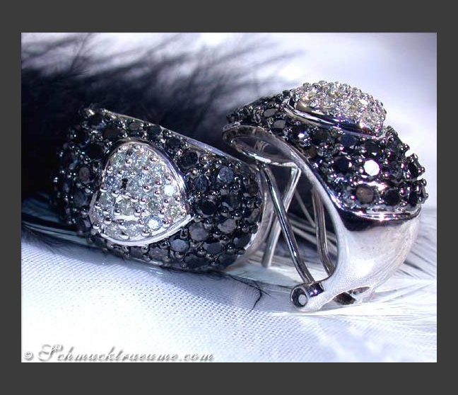 Herz Ohrstecker mit schwarzen Diamanten & Brillanten