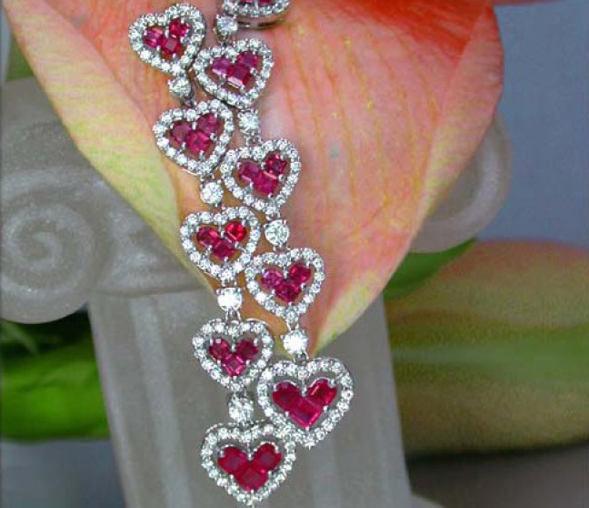 Rubin Ohrringe mit Diamanten