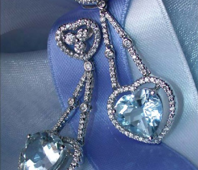 Aquamarin Ohrringe mit Brillanten