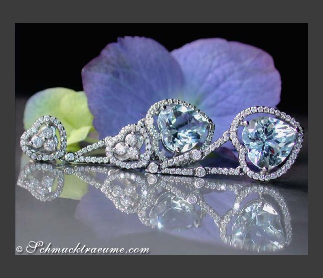 Aquamarin Ohrringe mit Brillanten