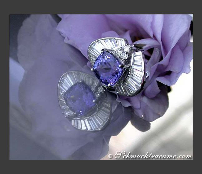 Tansanit Ring mit Brillanten & Diamanten