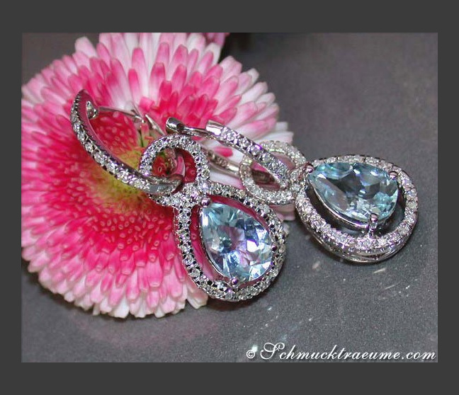 Aquamarin Ohrringe mit Diamanten