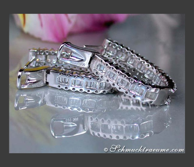 Creolen mit Baguette Diamanten