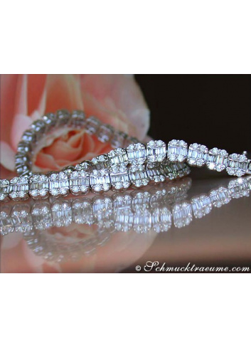 Exclusive Diamond Necklace (14.50 ct.)