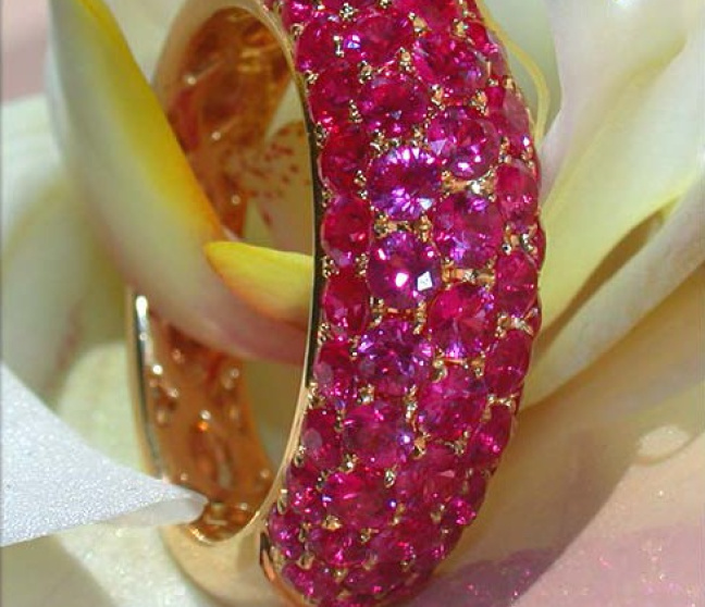 Rubin Pavé Ring in Gelbgold 585