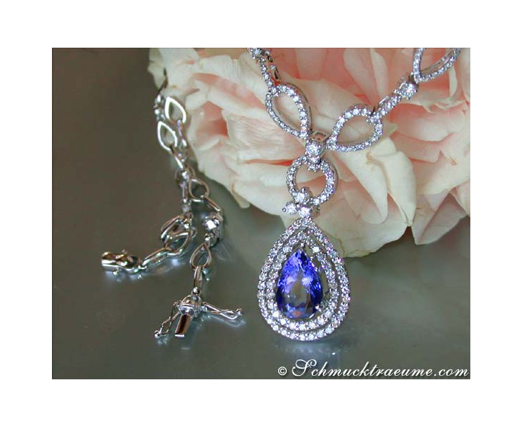 This can be a gorgeous symbol of love ! | Tanzanite pendant, Wedding  jewelry, Tanzanite diamond pendant