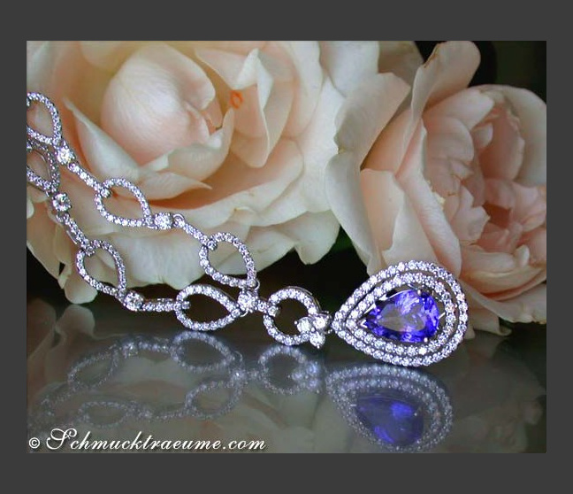 Tansanit Collier mit Brillanten