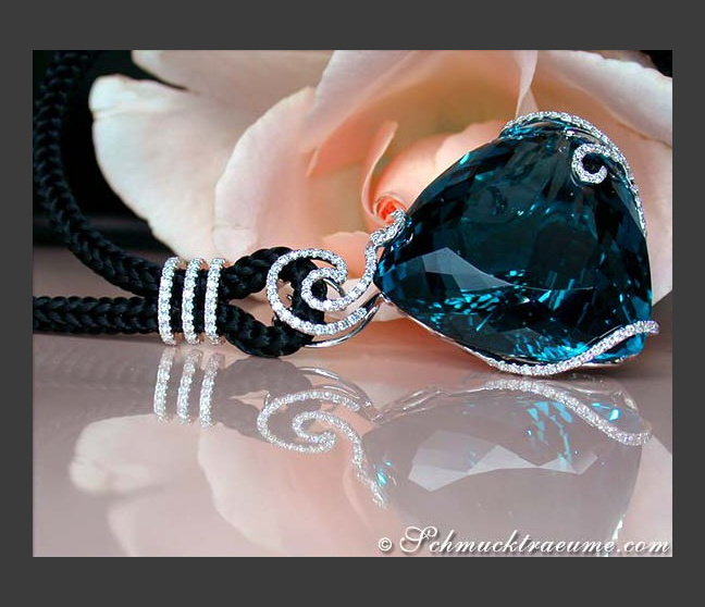 Blautopas Collier mit Brillanten
