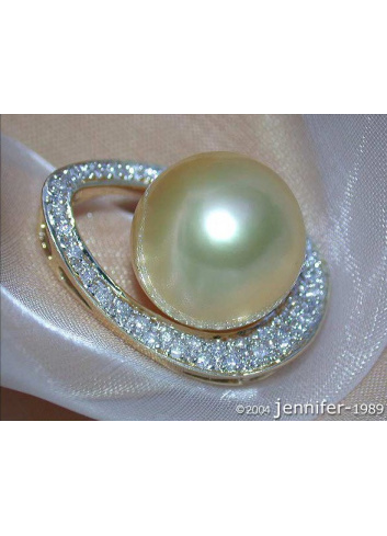 Golden Southsea Pearl Pendant with Diamonds (Mikimoto Design)
