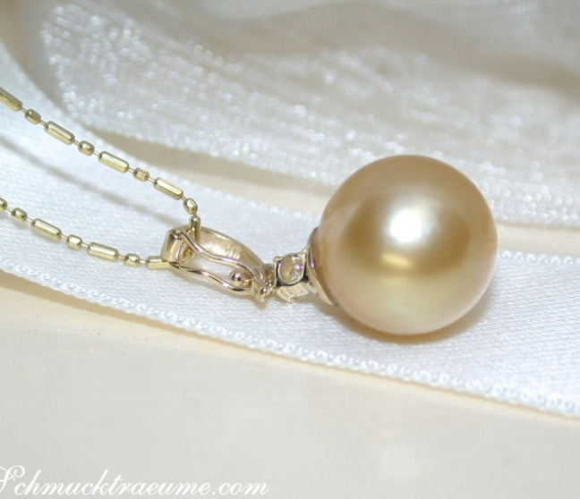 Goldene Südseeperle Anhänger mit Kette