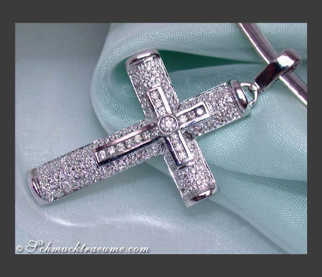 Edler Brillanten Kreuz in Kreuz Anhänger in Weißgold 750