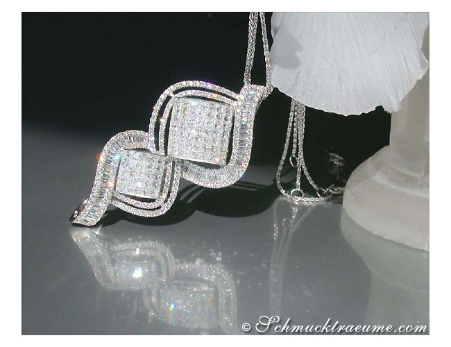 Magnificent Diamond Pendant (Princess, Baguette & Brilliant Cut)