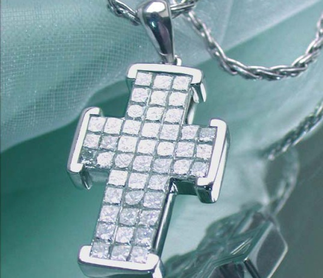 Diamanten Kreuz Anhänger