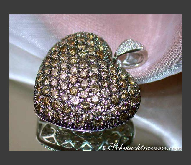 Herz Anhänger mit braunen Diamanten