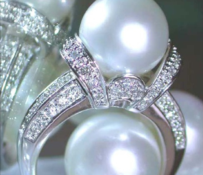 Südseeperle Ring mit Brillanten in Weißgold