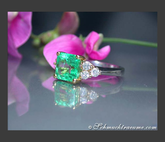 Smaragd Ring mit Brillanten Gelbgold