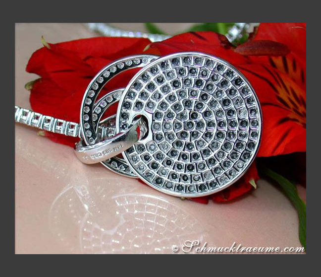 Brillanten & schwarze Diamanten Anhänger