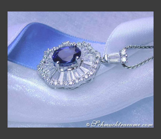 Ceylon Saphir Anhänger mit Diamanten