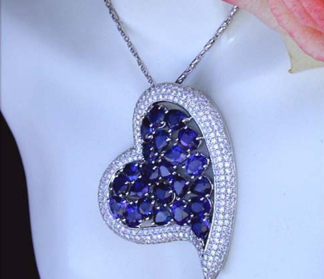 Ceylon Saphir Anhänger mit Brillanten