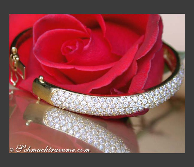 Brillanten Armreif in Gelbgold 585