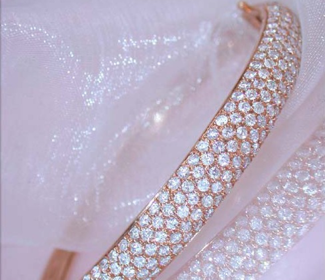 Brillanten Armreif in Roségold