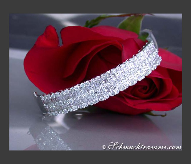 Hochwertiger Schmuck für Damen - online kaufen auf Schmucktraeume.com 