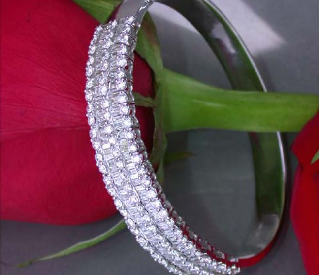 Brillanten Diamanten Armreif in Weißgold 750