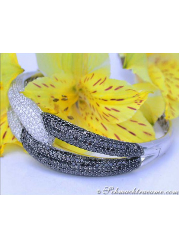 Voluminous Black & White Diamond Bangle