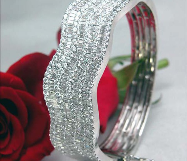 Luxus Schmuck mit Diamanten - online kaufen auf Schmucktraeume.com