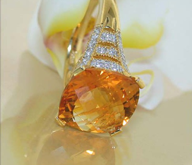 Citrin Ring mit Brillanten