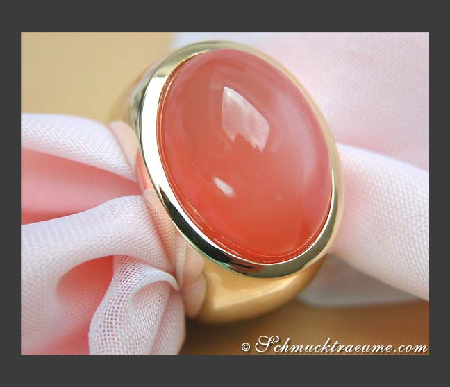 Mondstein Ring in Gelbgold 750