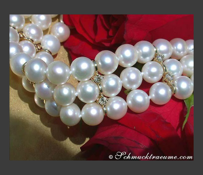 Dreireihiges Zuchtperlen Brillanten Armband in Gelbgold