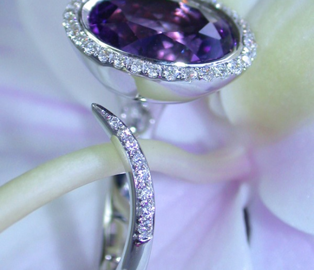 Amethyst Ring in Weißgold 750
