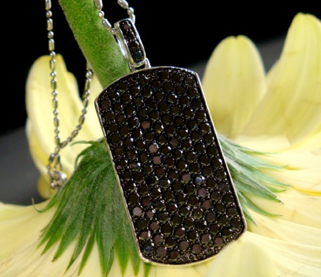 Schwarze Diamanten Dog Tag Anhänger