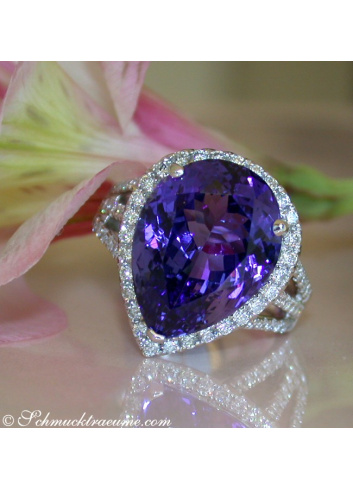 Exquisite AAA Tanzanite Ring with Diamonds