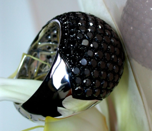 Schwarze Diamanten Ring