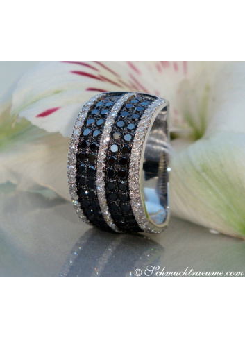 Brillanten & schwarze Diamanten Ring