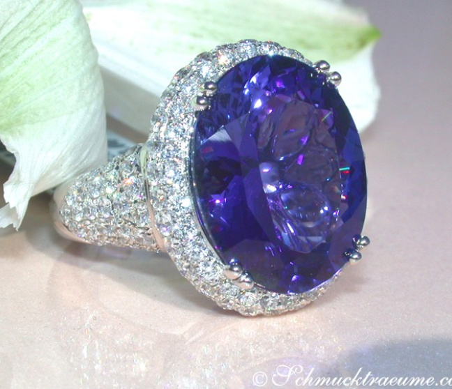 AAA Tansanit Ring Weißgold 750