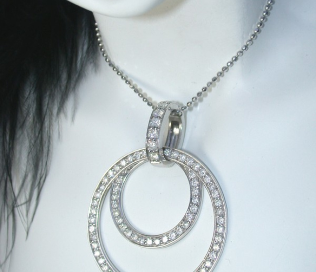 Brillanten & schwarze Diamanten Anhänger