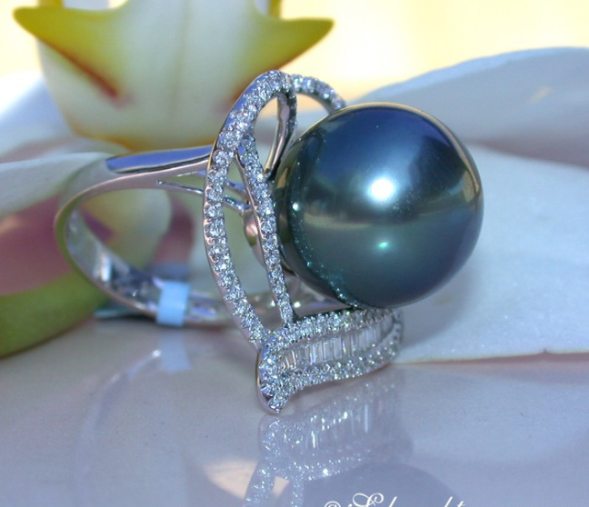  Prächtiger Tahitiperle Ring mit Brillanten & Diamanten