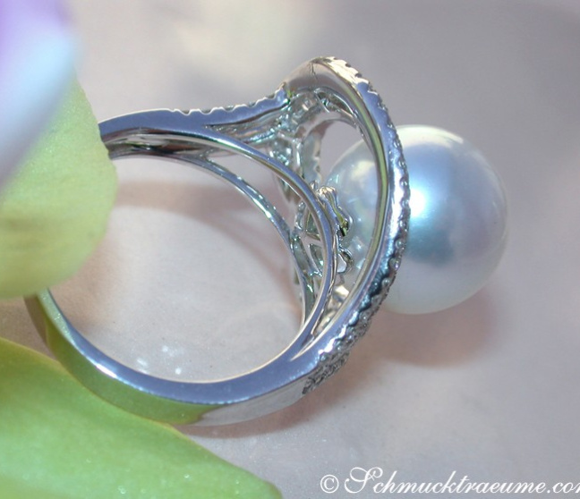 Südseeperle Ring mit Brillanten & Diamanten