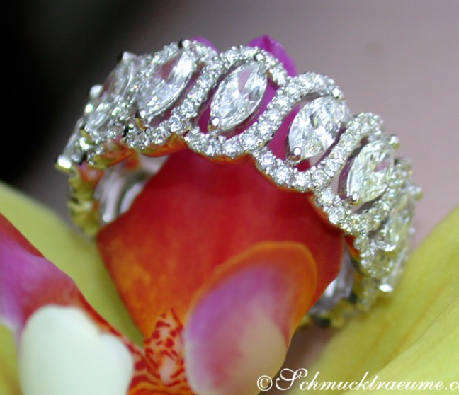 Brillanten Memory Ring / Memoire Ring mit Marquise Diamanten