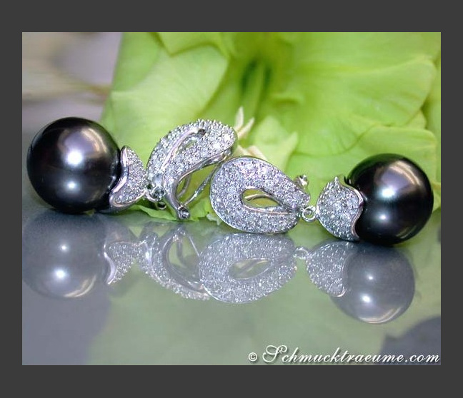 Tahitiperlen Ohrstecker mit Diamanten