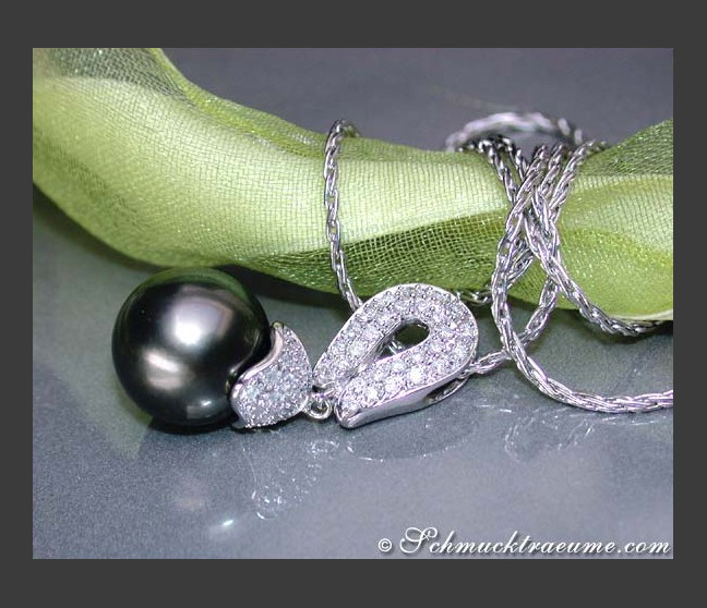 Tahitiperle Anhänger mit Diamanten