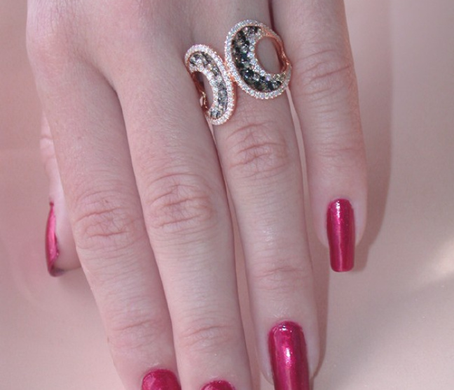Roségold Ring mit schwarzen Diamanten
