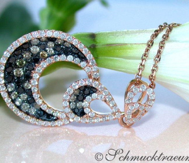 Anhänger mit schwarzen Diamanten