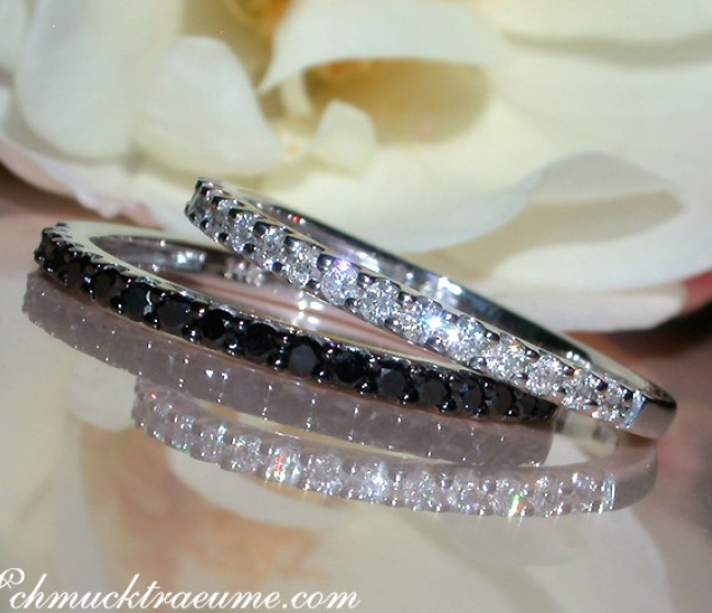Memory Ringe mit Brillanten und schwarzen Diamanten